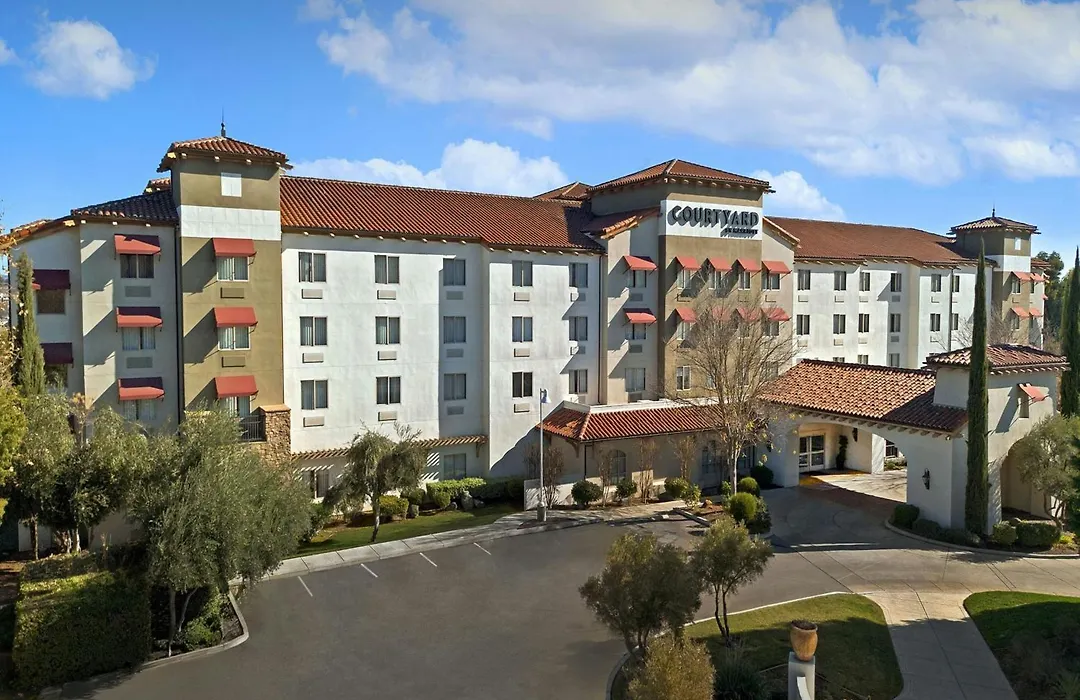 Courtyard By Marriott Paso Robles-1