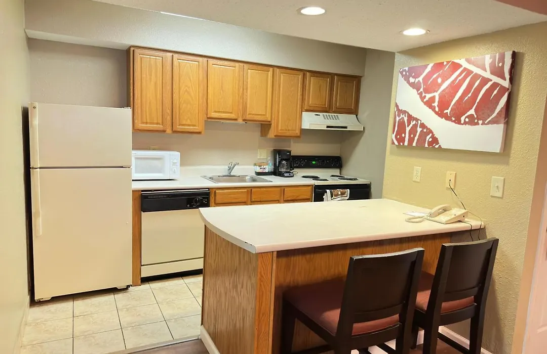 Hawthorn Extended Stay By Wyndham Wichita-1