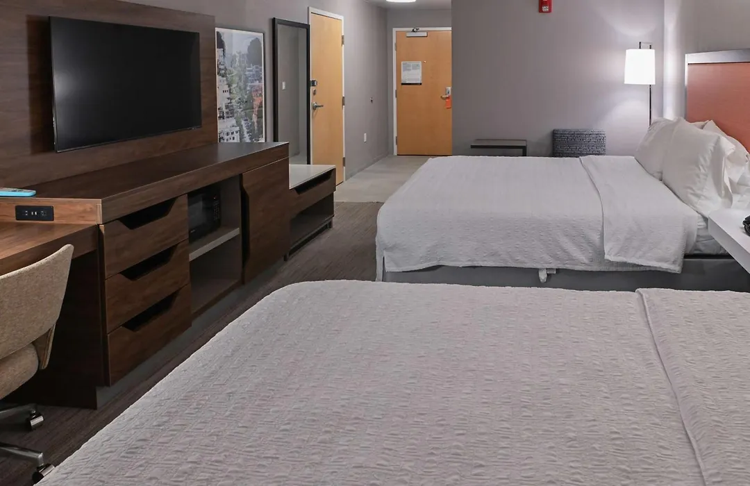 Hampton Inn Fremont-1