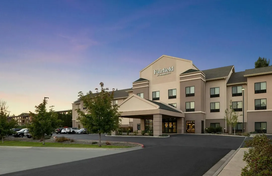 Fairfield Inn & Suites By Marriott Moscow-1