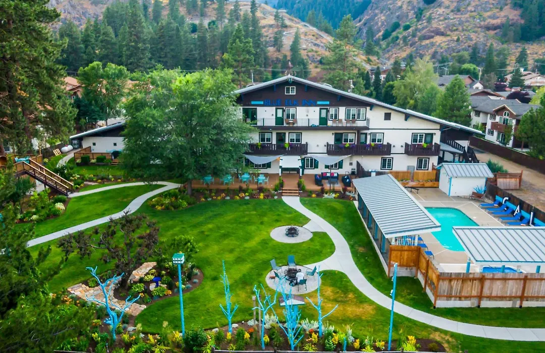 Blue Elk Inn-1