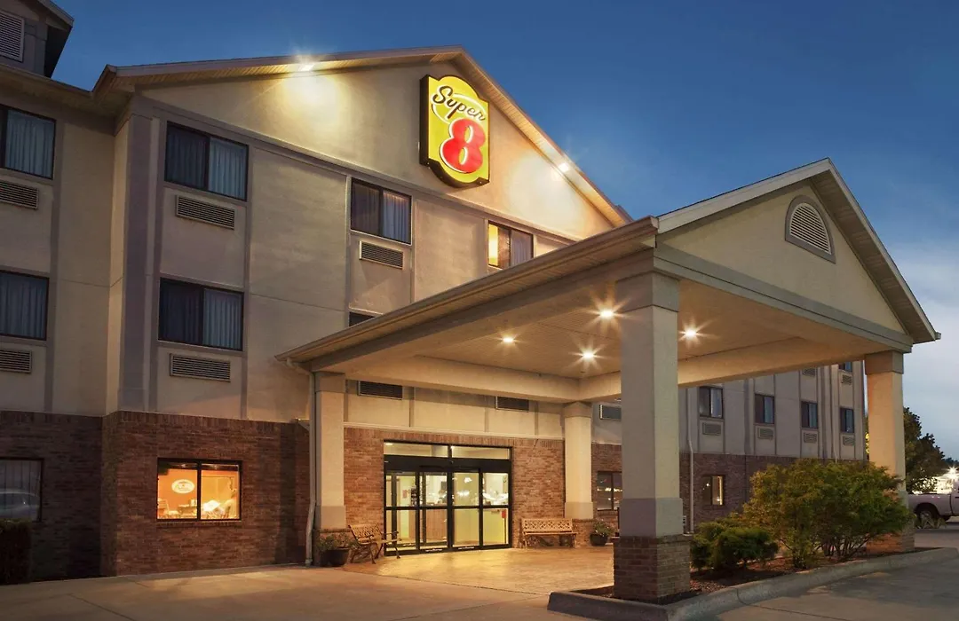 Super 8 By Wyndham Perryville-1