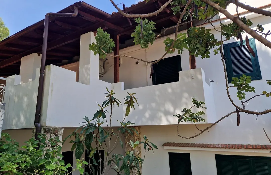 Residence Gli Stingi-1