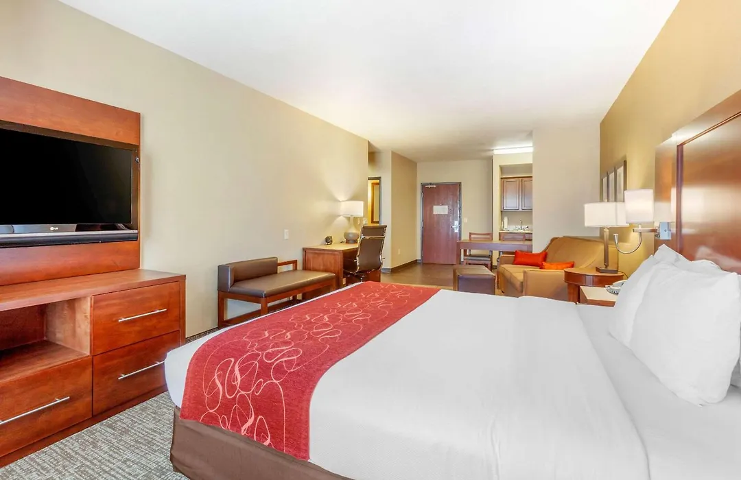 Comfort Suites Glendale - State Farm Stadium Area-1