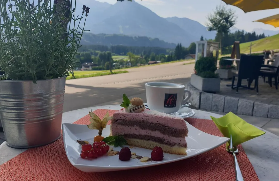 Hotel Alpenblick-1