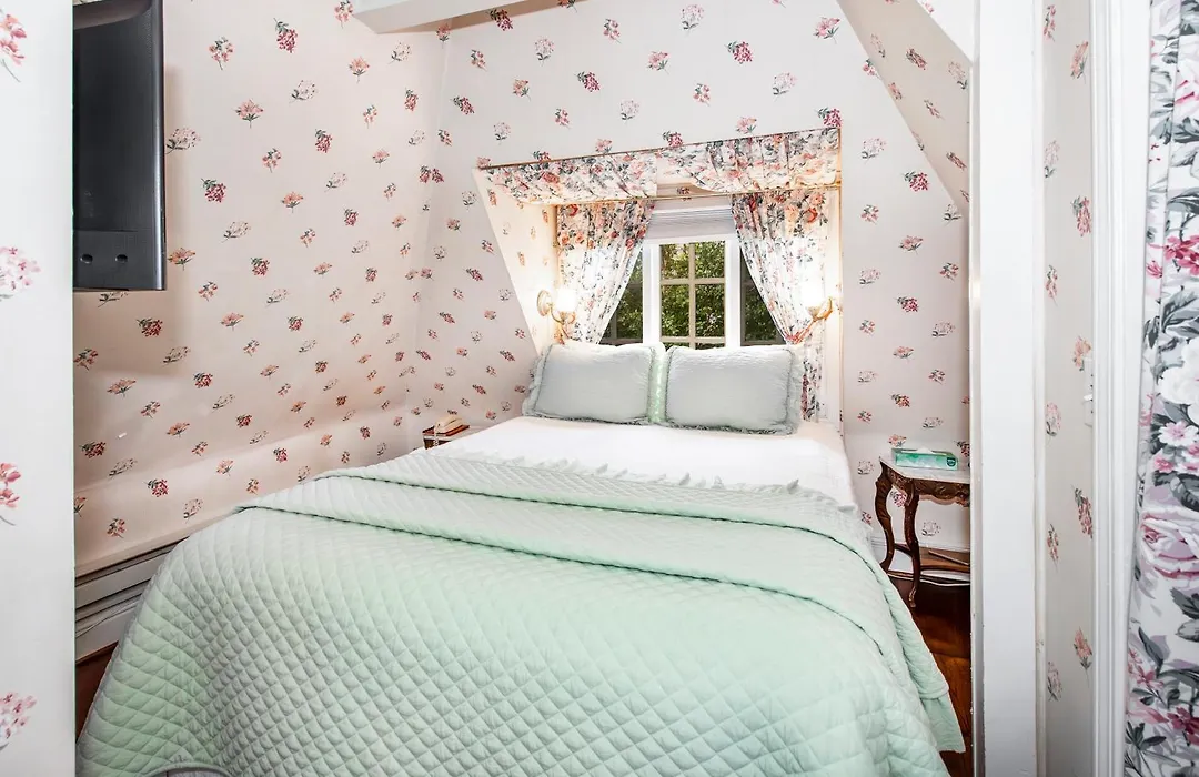 Bath Street Inn-1