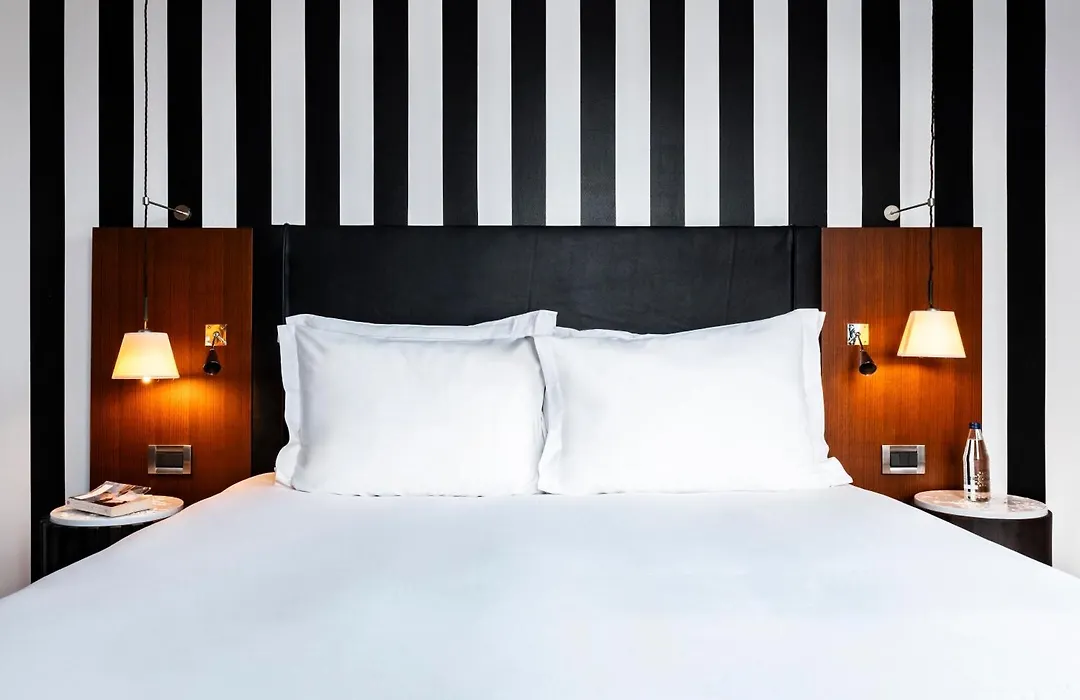 Grand Hotel Champs-Elysees-1