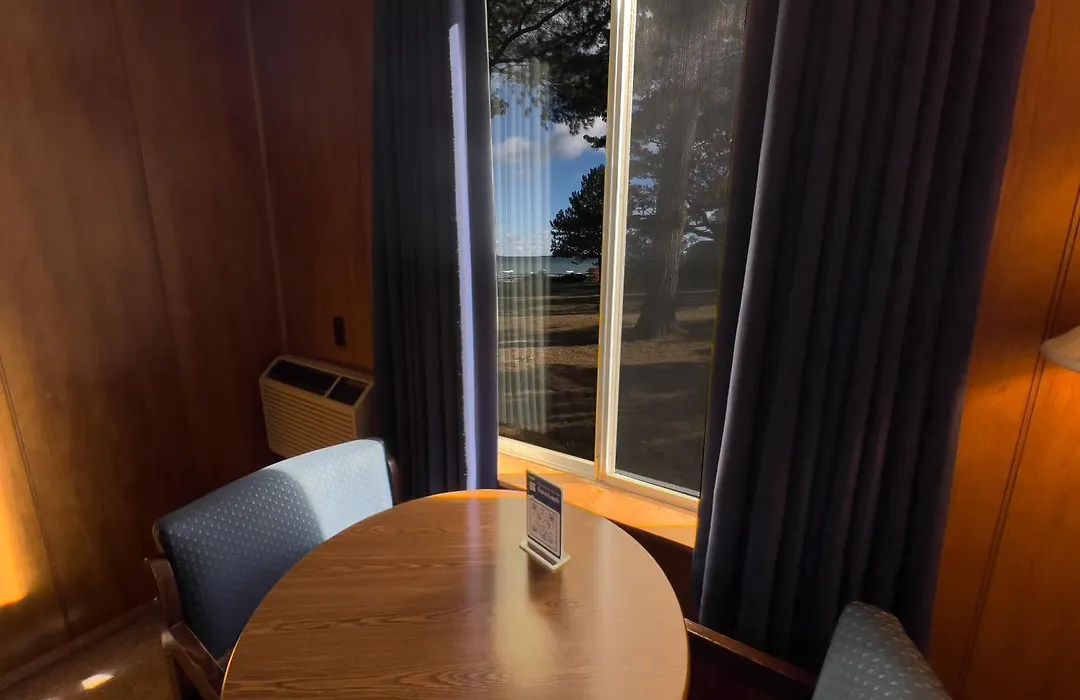 Riviera Motel-1