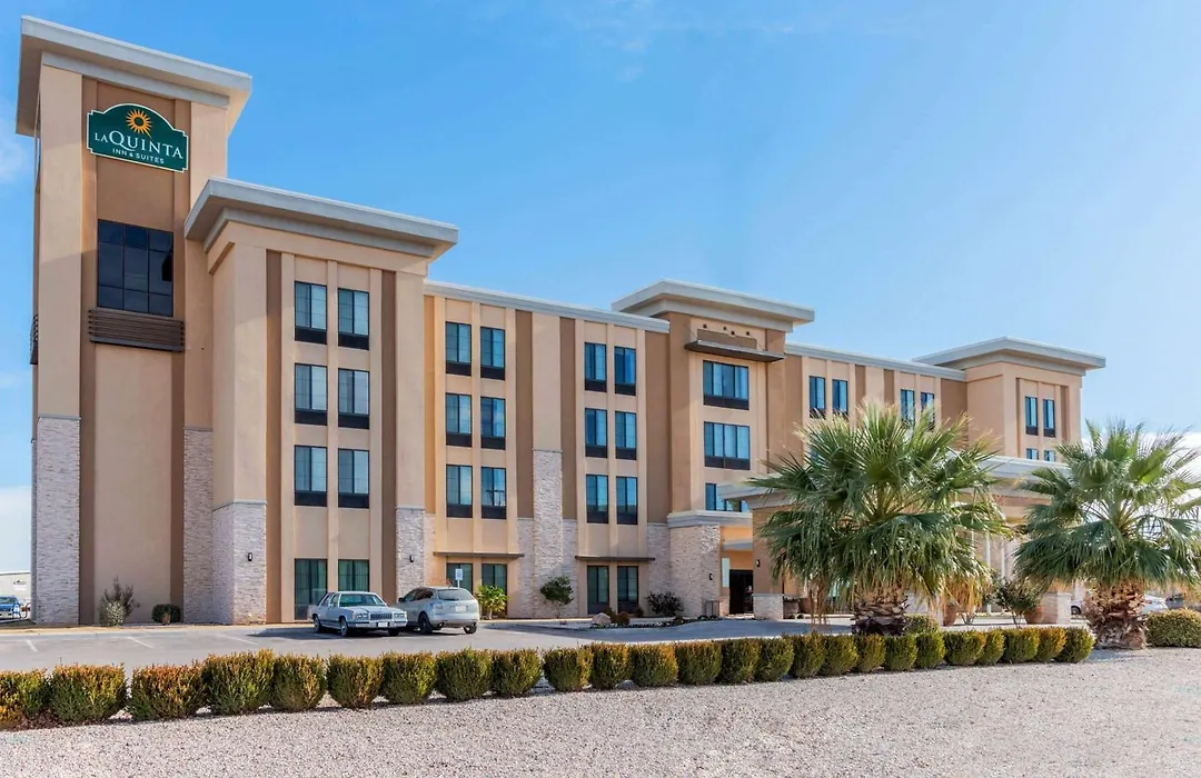 La Quinta By Wyndham Carlsbad-1