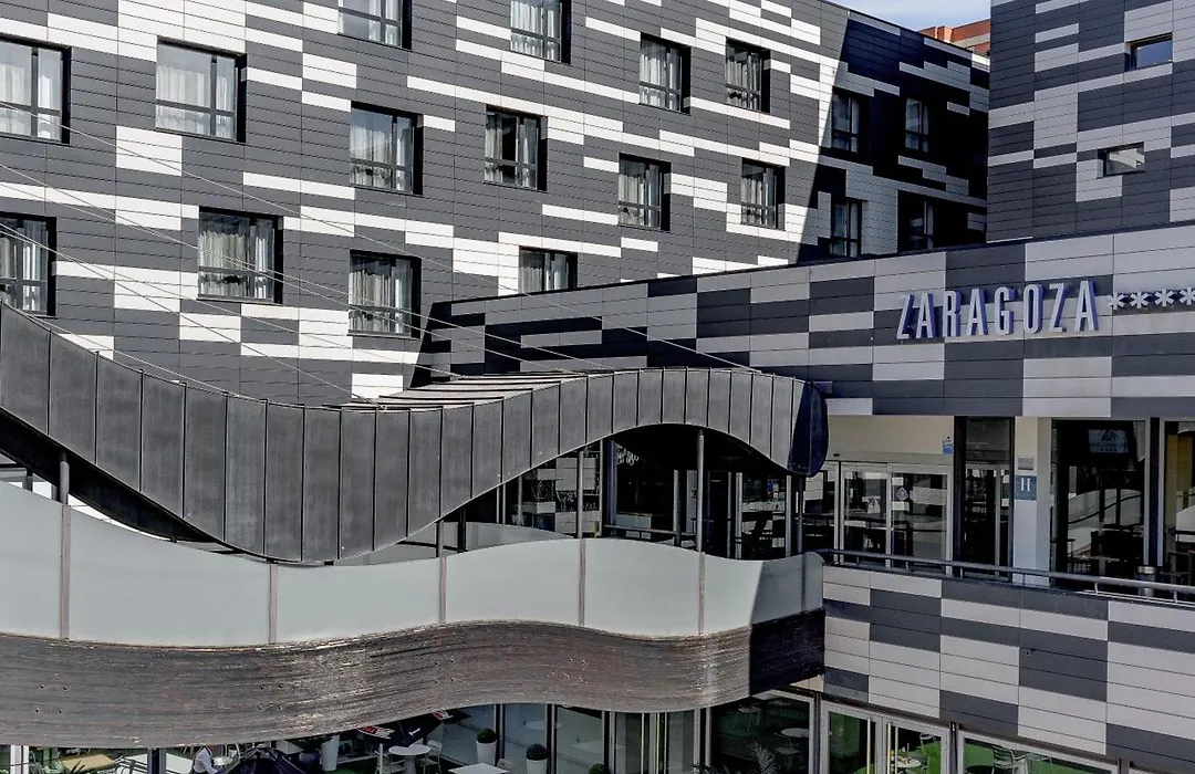 Hotel Zentral Ave-1