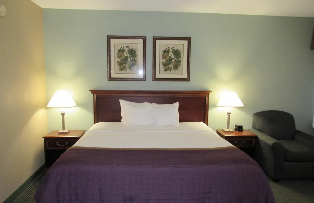 Bay Mountain Inn Cherokee Smoky Mountains-1