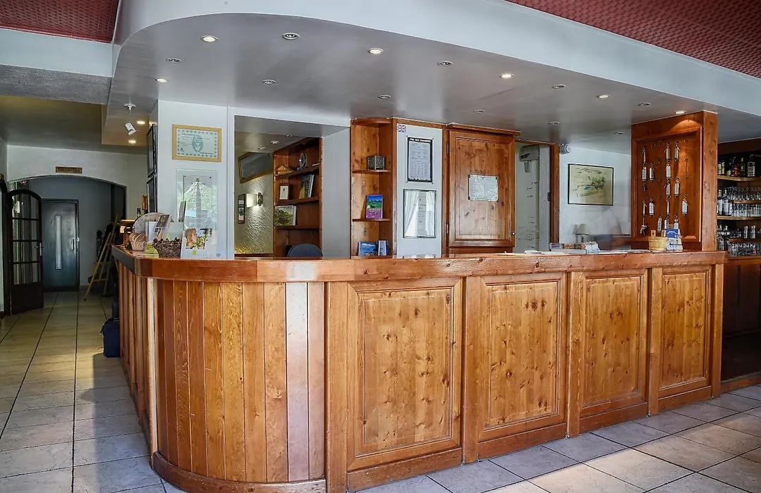 Hotel du Col de l'Arc-1