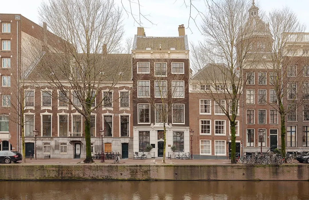 Adam'S Canal House-1