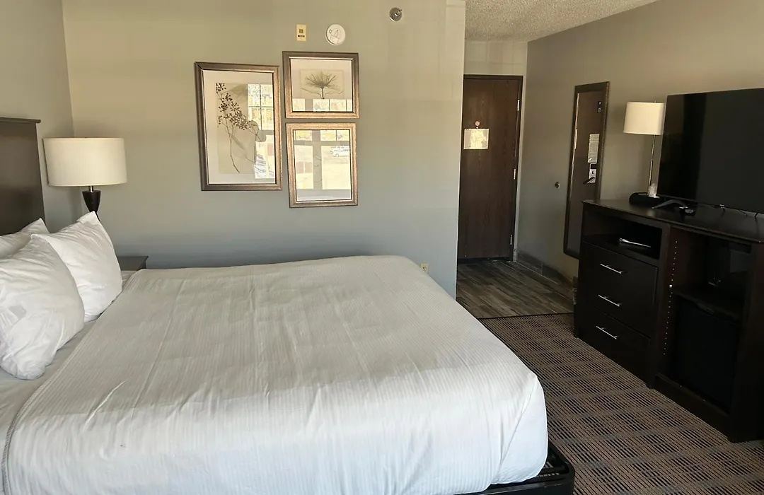 Americinn By Wyndham Ottumwa-1