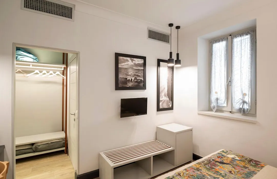 Duccio Nacci Rooms- Guesthouse-1