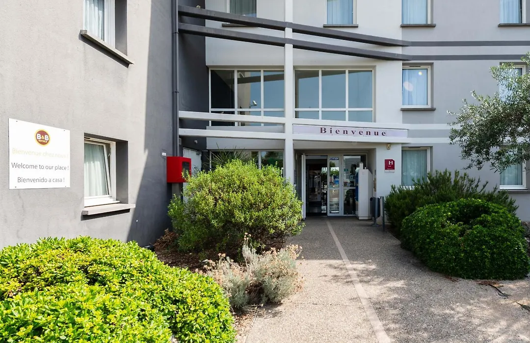 B&B Hotel Montauban-1