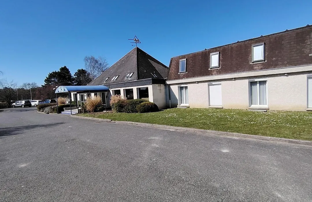 Kyriad Laon-1