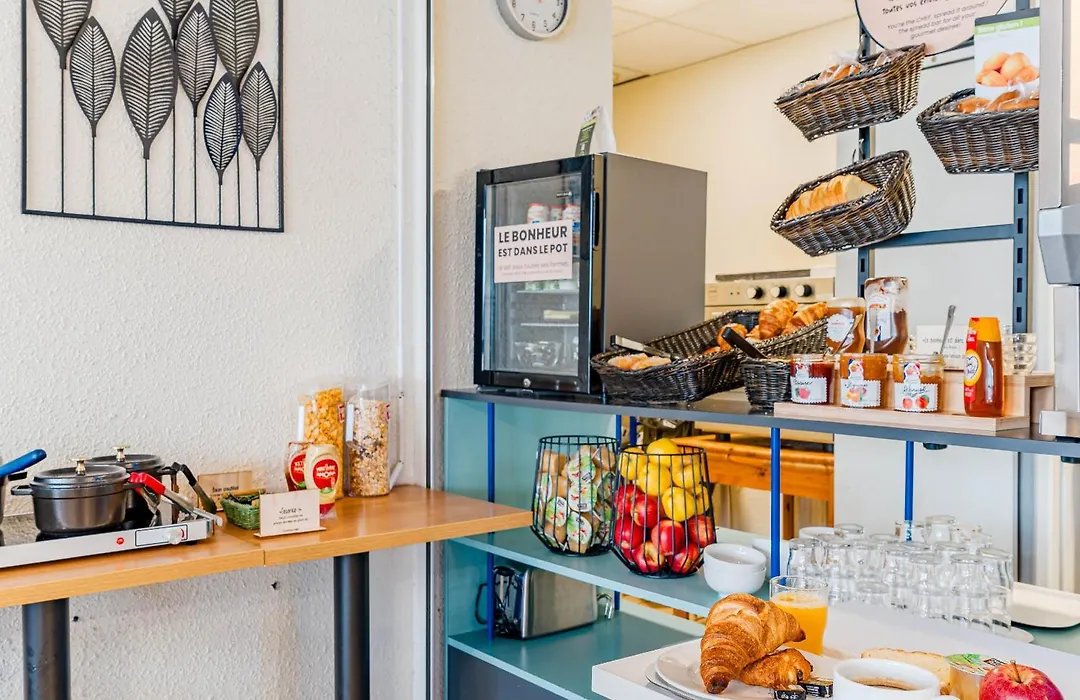 B&B Hotel Chatellerault-1