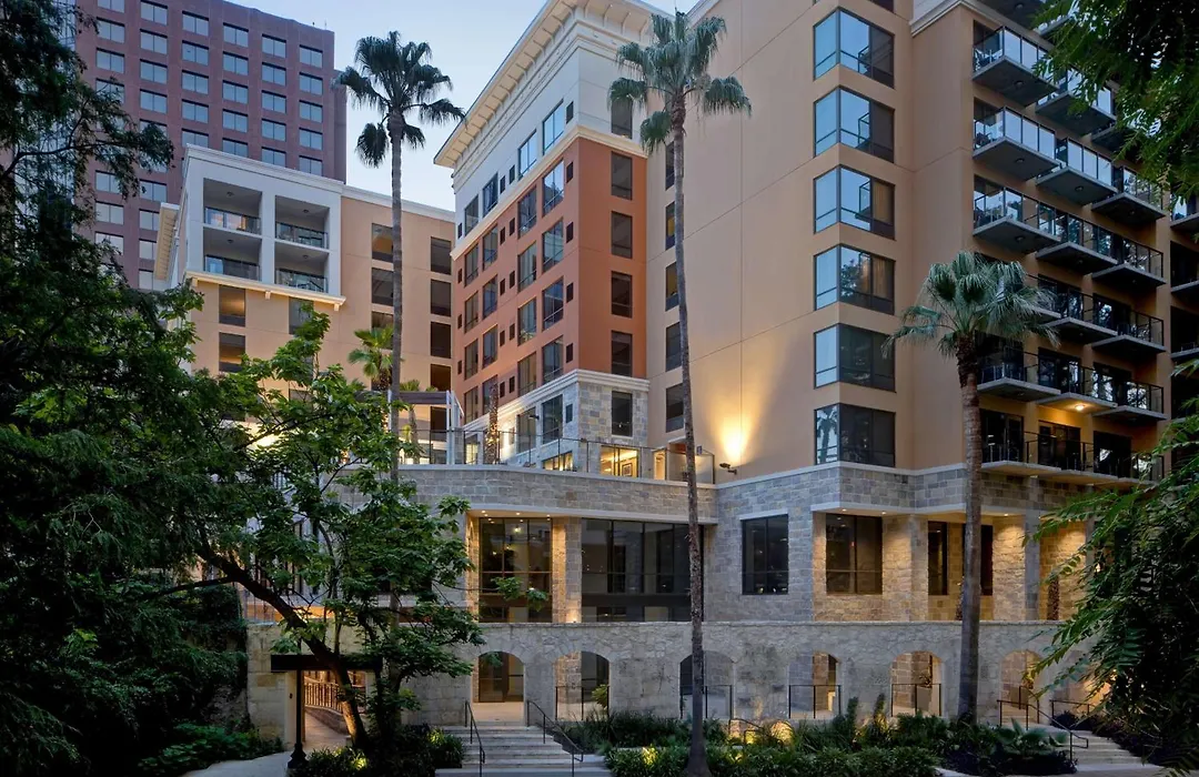 Hampton Inn & Suites On The San Antonio Riverwalk-1
