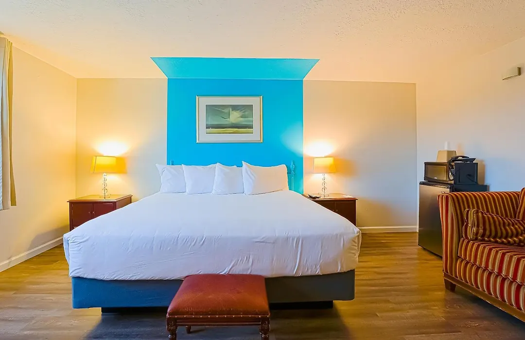 Coast River Inn By Oyo Seaside-1