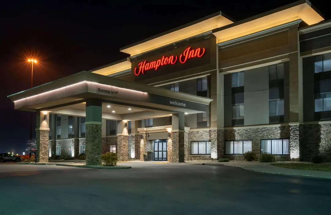 Hampton Inn Mitchell-1