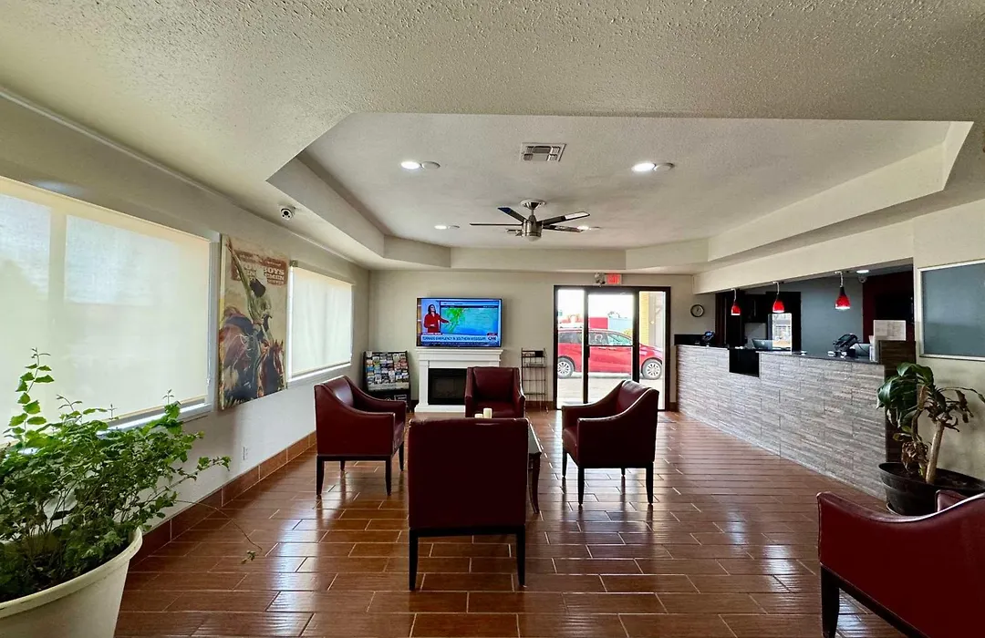 Econo Lodge Childress-1