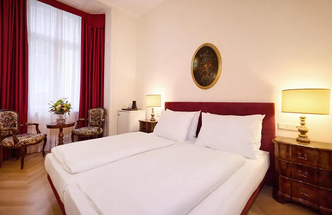 Graben Hotel-1