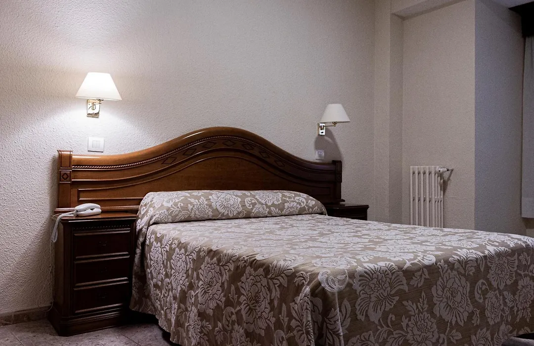 Hotel Riviera-1