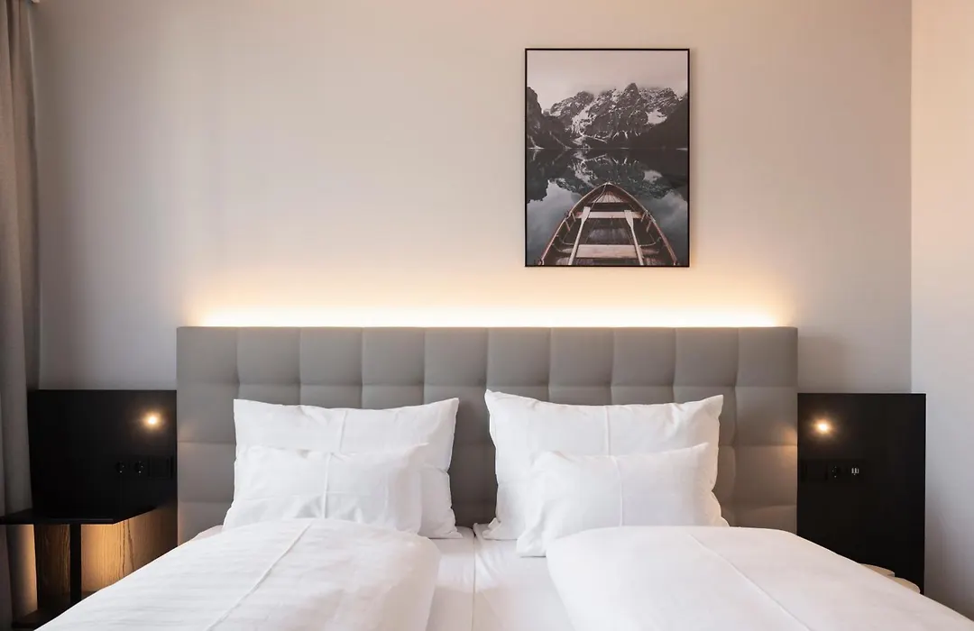 Hotel Goldenes Schiff-1