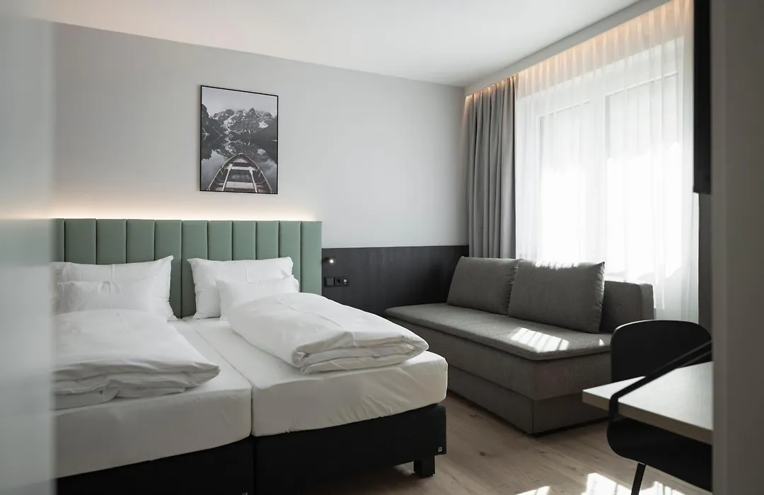 Hotel Goldenes Schiff-1
