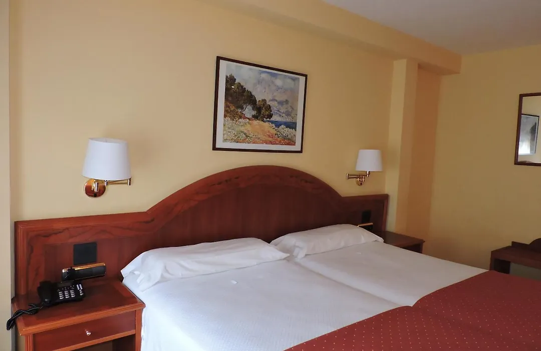 Hotel El Nogal-1