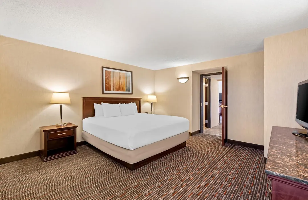 Prado Hotel By Choice Hotels-1