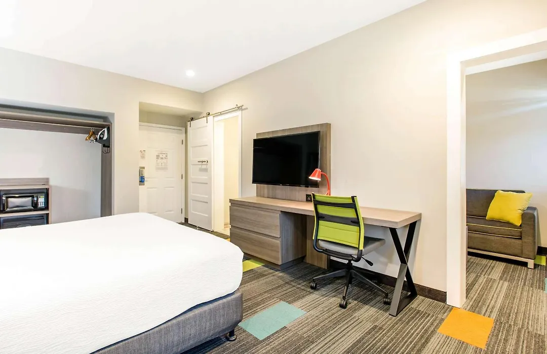 Rodeway Inn Near Melrose Ave-1