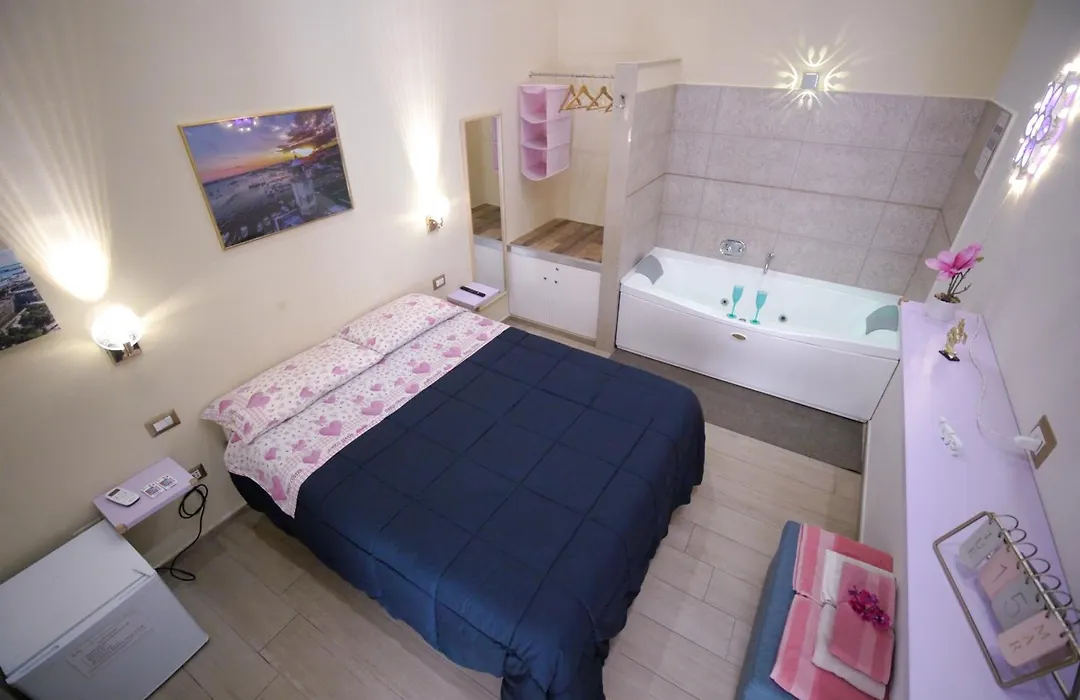 ManfredoniaJacuzzi-1