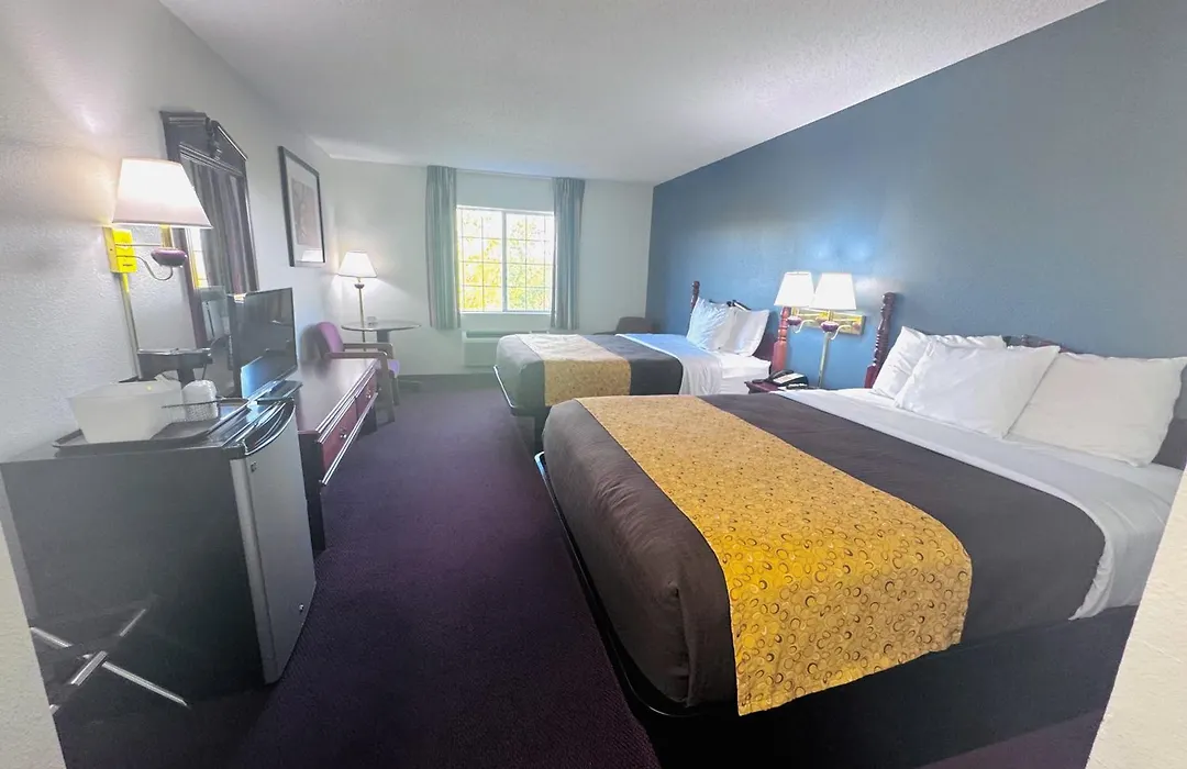 Scenic Hills Inn-1