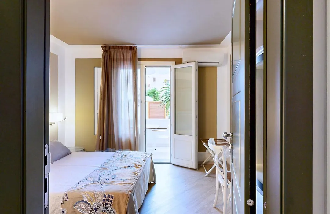 Aegusa Hotel-1
