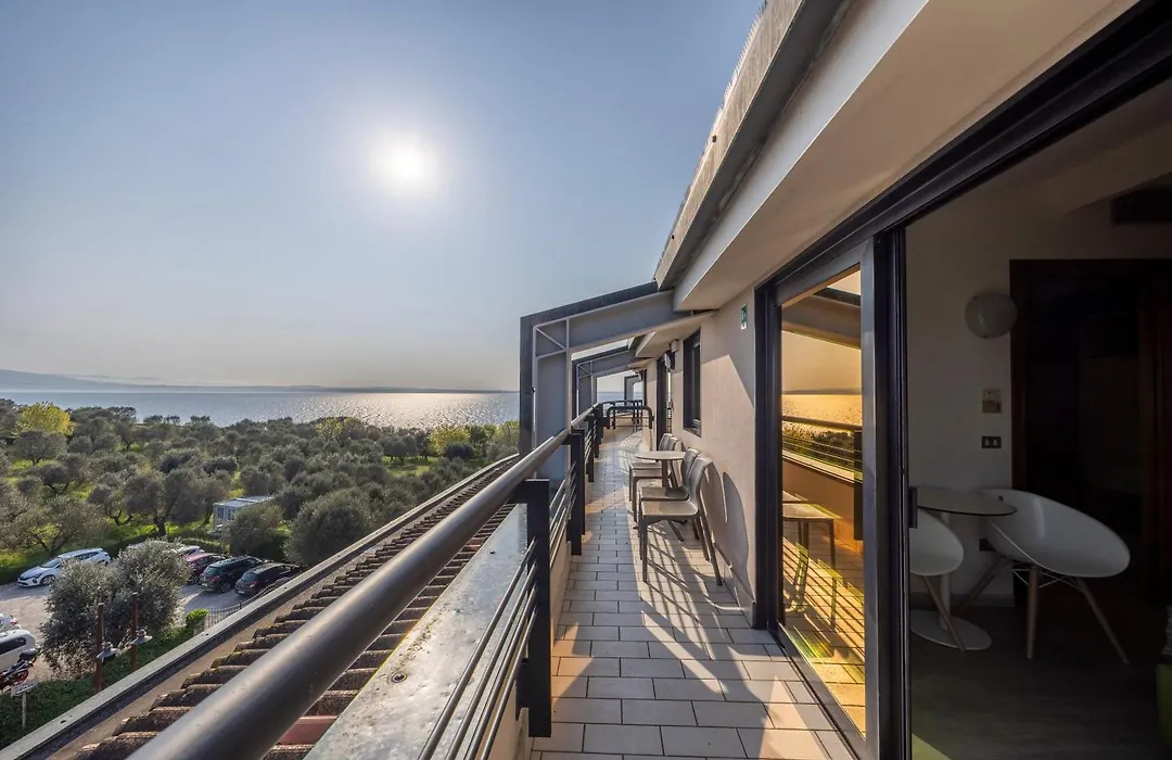 Hotel Ideal-1
