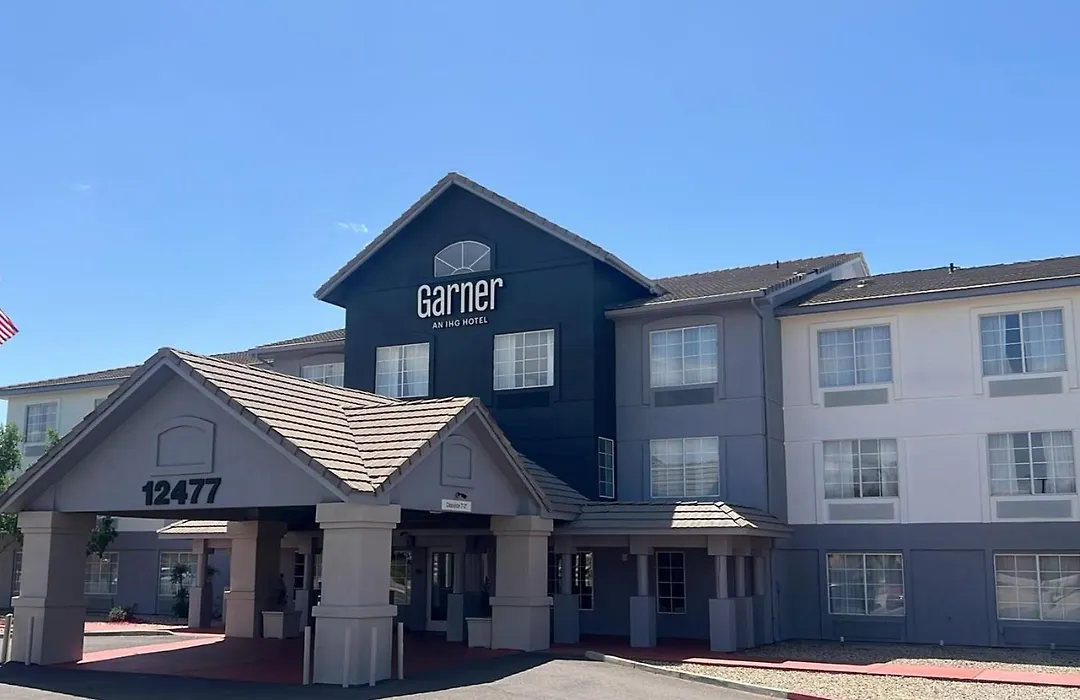 Garner Hotel Phoenix Northwest - Surprise By Ihg-1