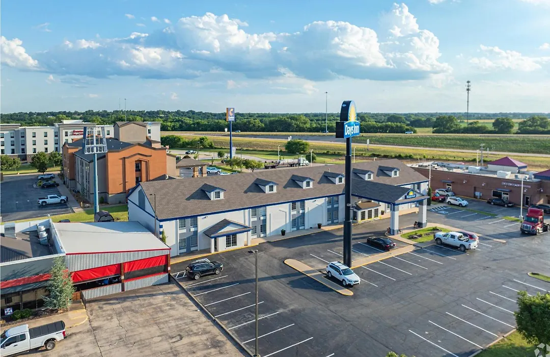 Days Inn By Wyndham Pauls Valley-1