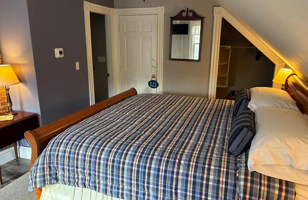 The Kendall Inn-1
