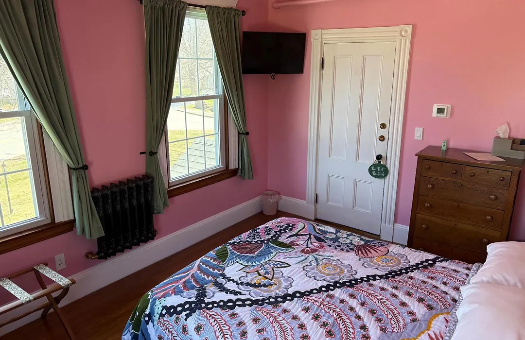 The Kendall Inn-1