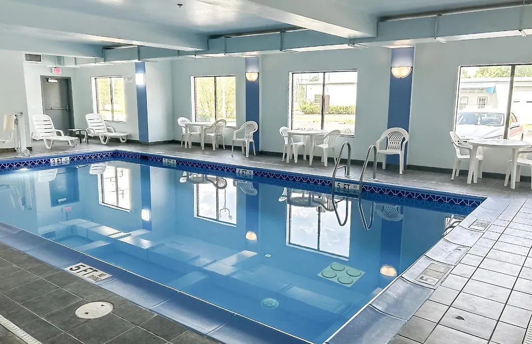Comfort Inn & Suites Cambridge-1