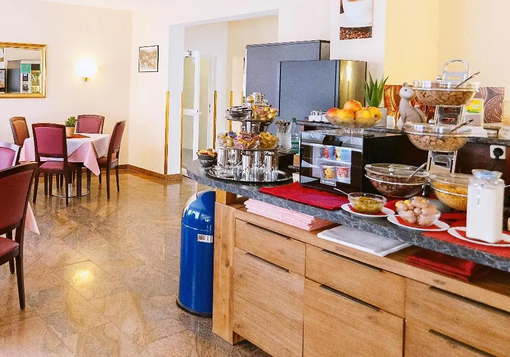 Turm Hotel Hanau-1