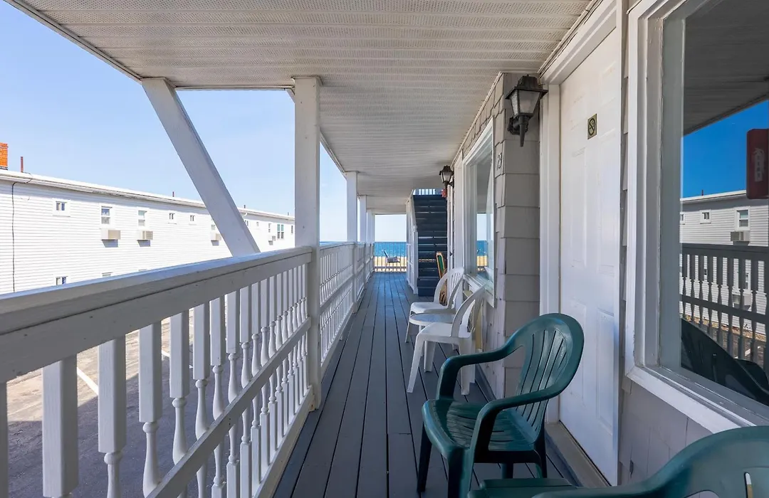 Sea View Inn-1