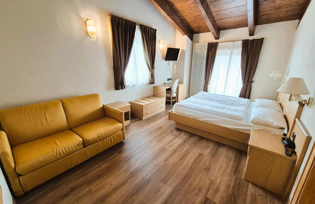 Hotel Angelica-1