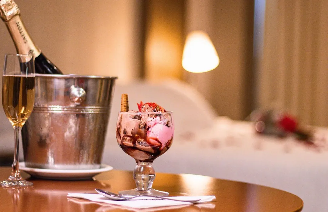 Continental Inn-1