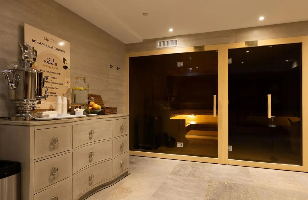 Royal Ariston Hotel-1