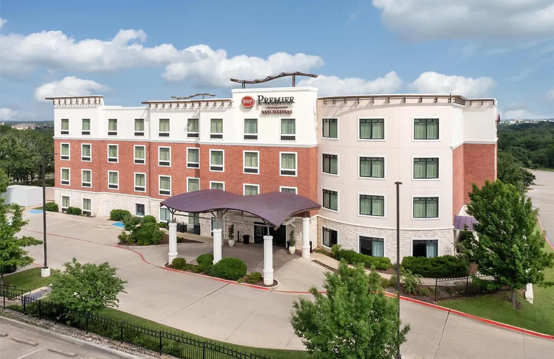 Best Western Premier Crown Chase Inn & Suites-1