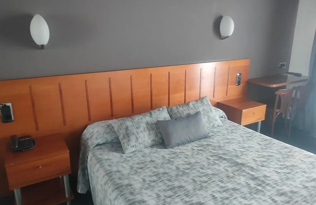 Hotel El Salt-1
