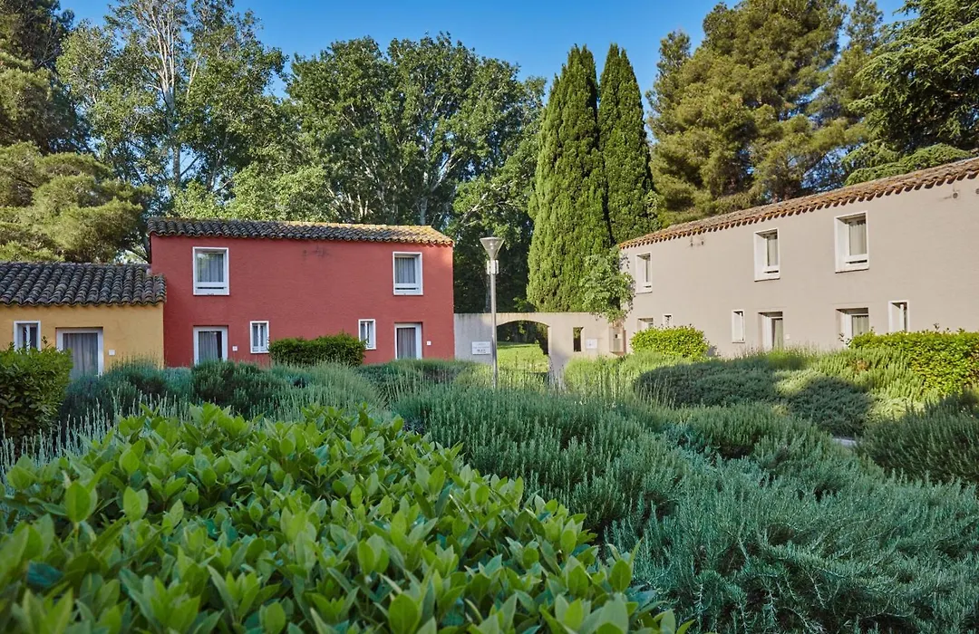 Résidence Odalys Le Village Camarguais Les Gardians-1